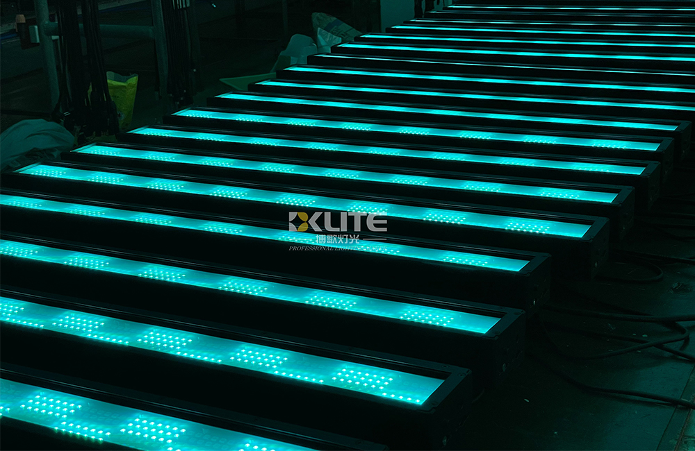 IP66 LED strobe bar light with electric frost.5