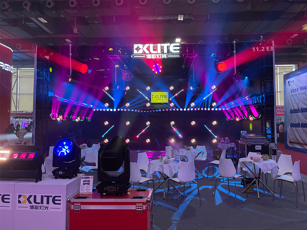 светодиодный-свет-для-сцены