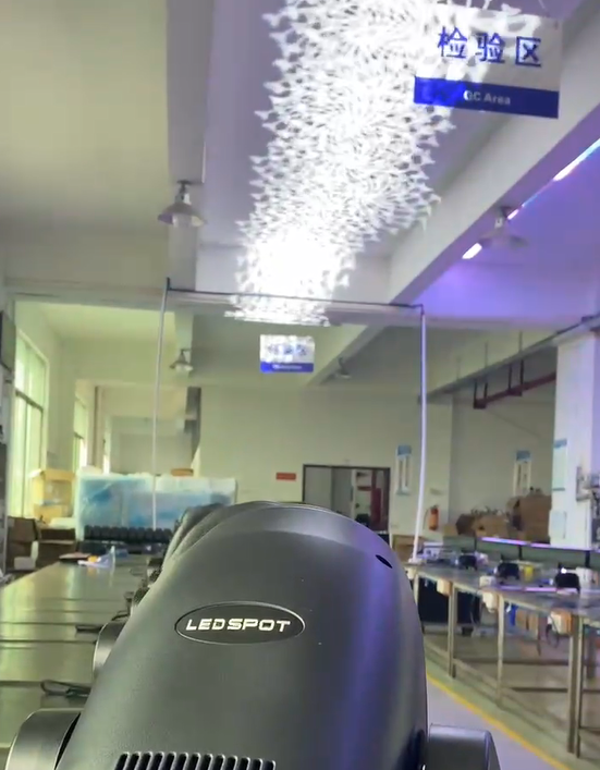 led spot light