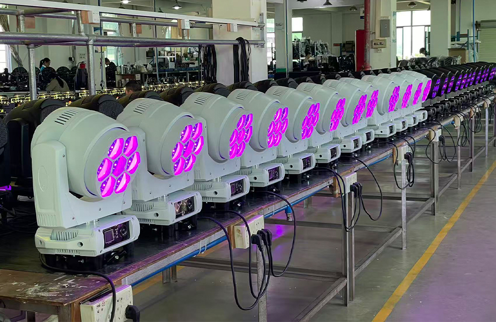 Mini Bee Eye 7x40W RGBW 4in1 LED Moving Head Light.1