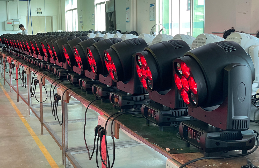 Mini Bee Eye 7x40W RGBW 4in1 LED Moving Head Light.8