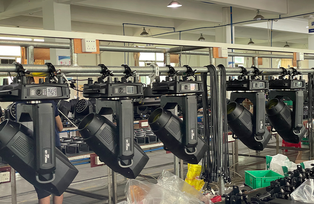 Profile 600w LED bsw 4in1 with framing system&CMY+CTO.3