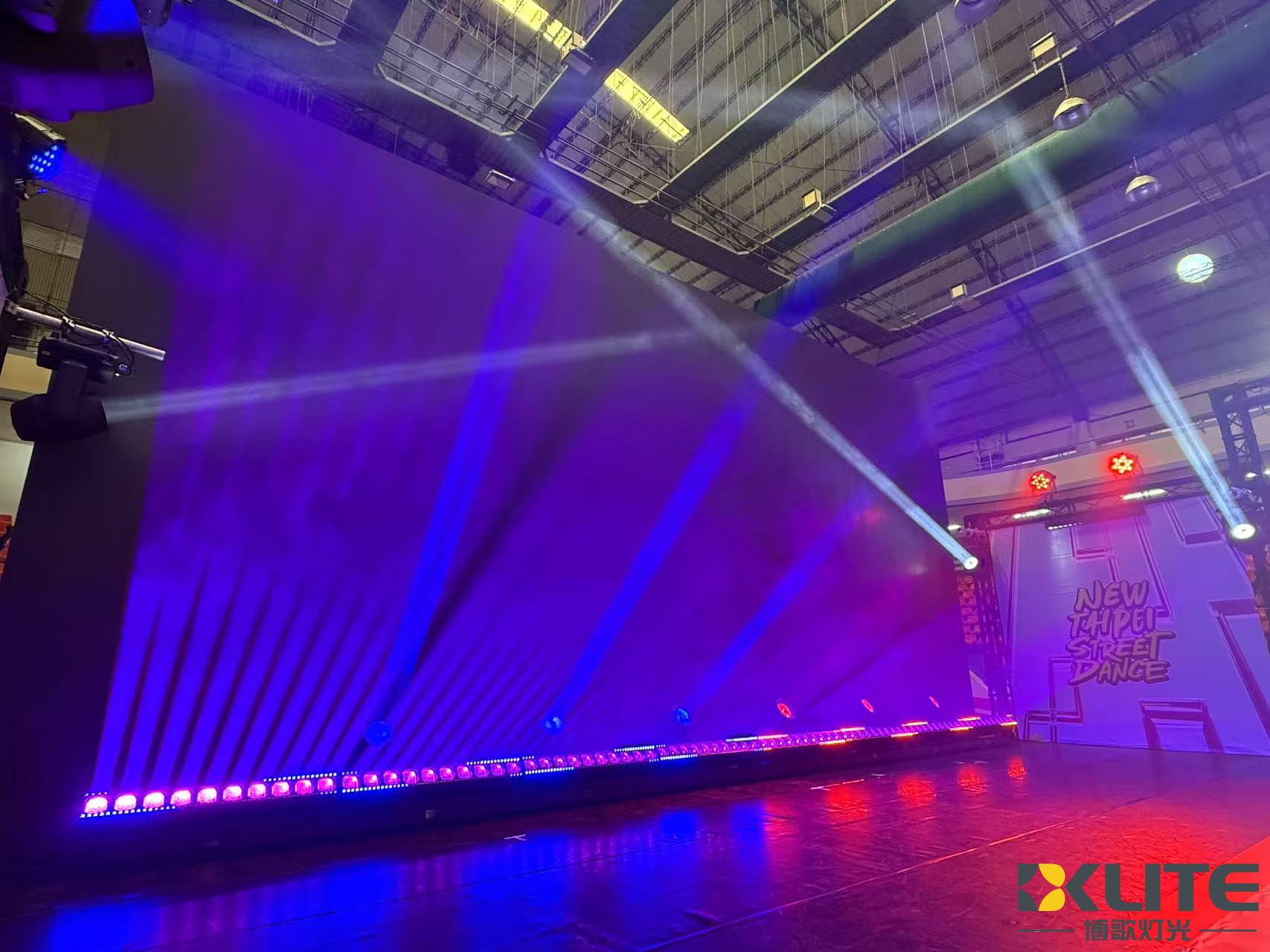 स्टेज लाइट6 स्टेज लाइट6