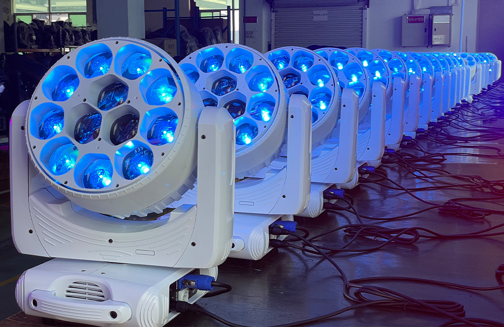 ZOOM 12x40W RGBW LED Wash Moving Head Light.2