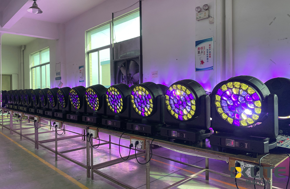 ZOOM Bee Eye 37x40W RGBW 4in1 LED Moving Head Light.6 ZOOM Bee Eye 37x40W RGBW 4in1 LED Moving Head Light.6