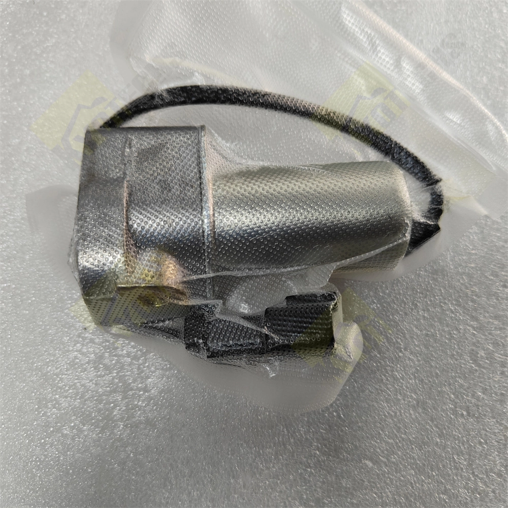 702-21-07610 PC200-8 PC300-8 PC350-8 SOLENOID VALVE 702-21-07610 PC200-8 PC300-8 PC350-8 SOLENOID VALVE