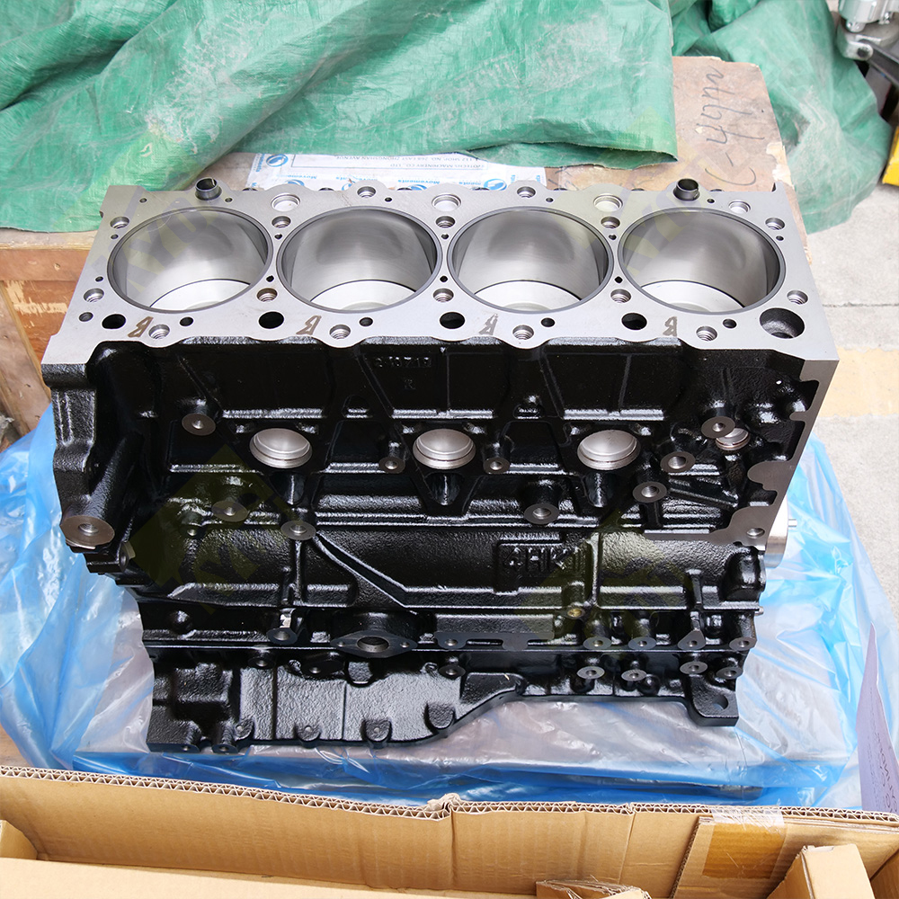 ZX210-3 4HK1 CYLINDER