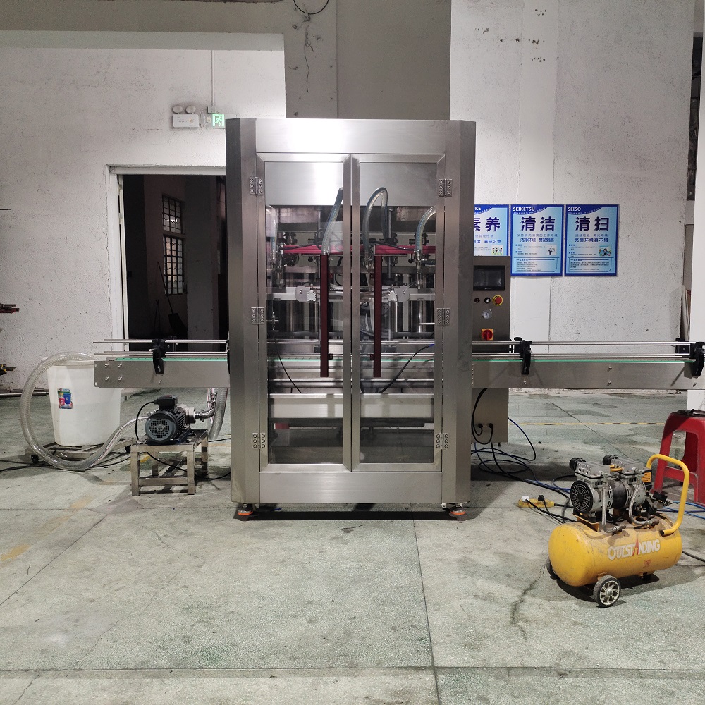 4 heads detergent filling machine (1)