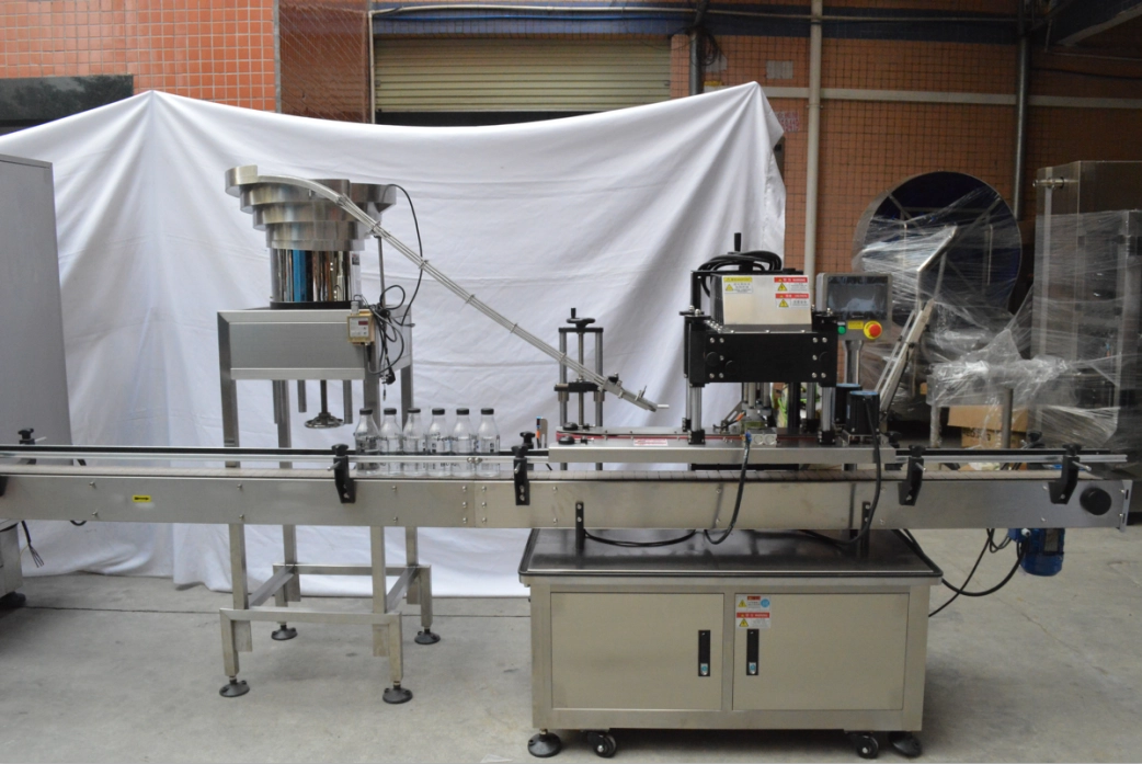 Automtaic Capping Machine with Vibrating Cap Feeder (1)