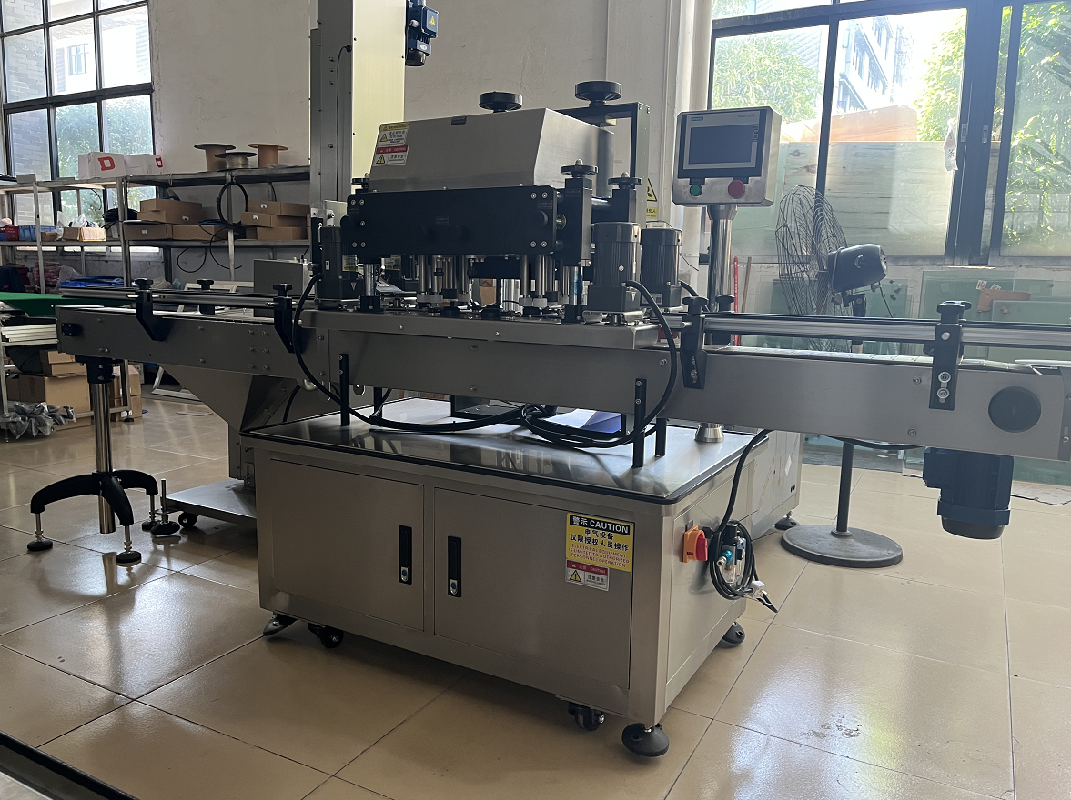Automtaic Capping Machine with Vibrating Cap Feeder (2)