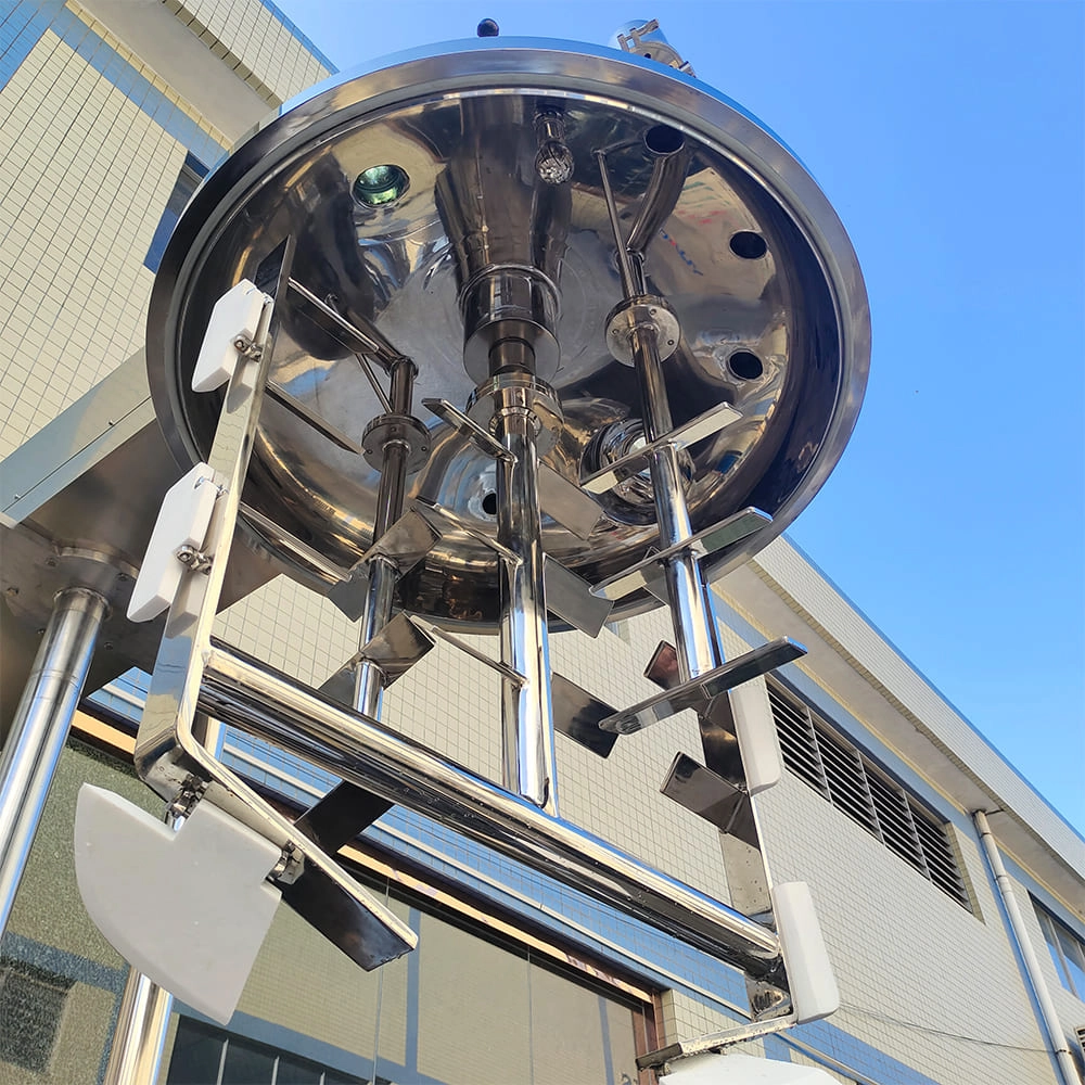 cosmetic mixer
