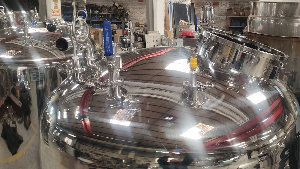 pressure tank (3)