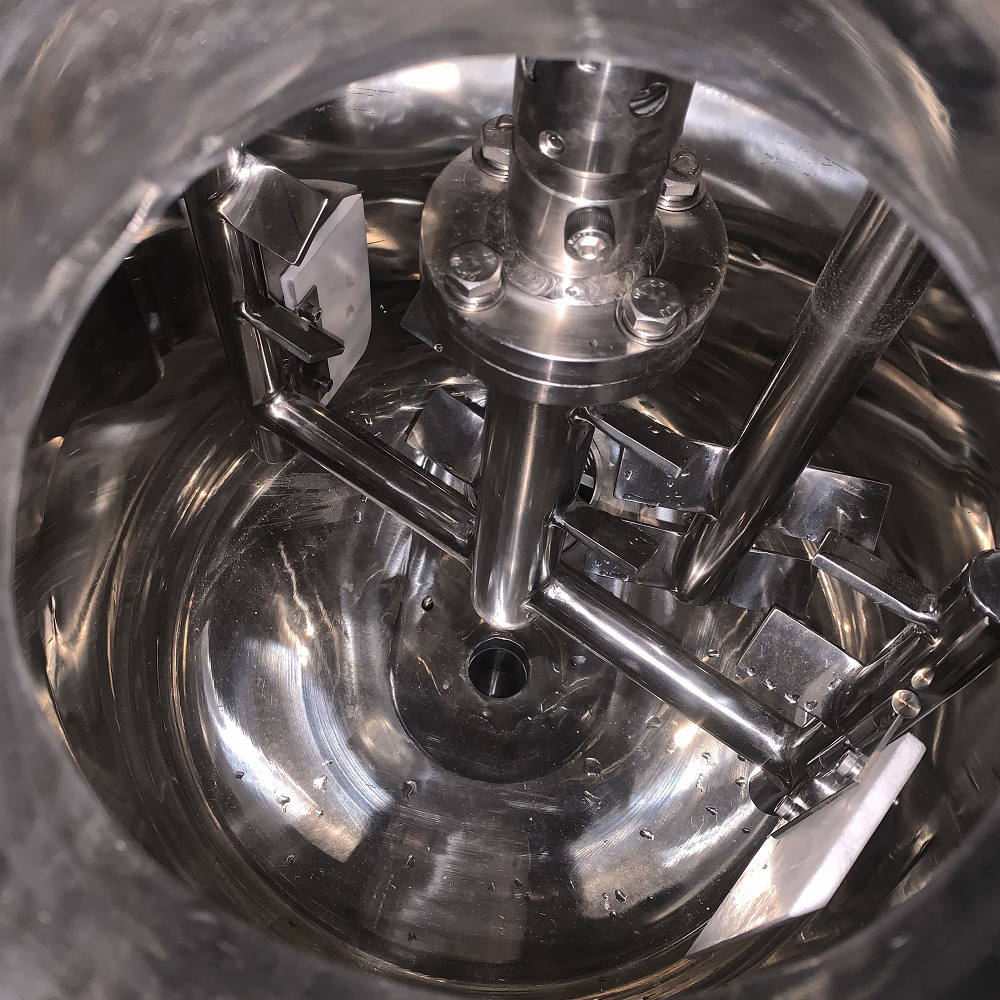 vacuum homogenizer (4)