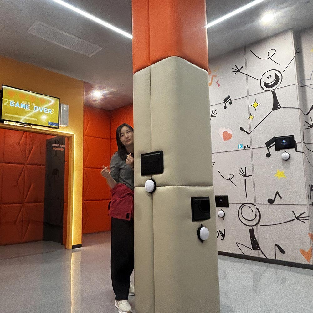communication-based interactive game