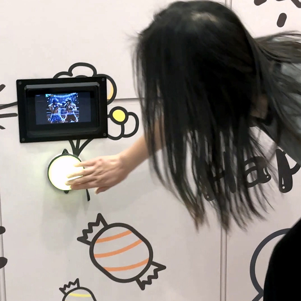 gesture-based interactive room game
