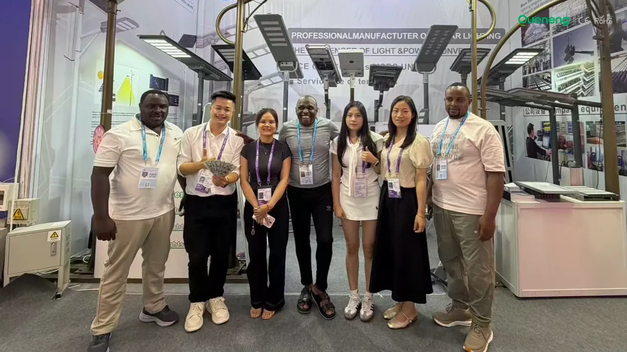 Queneng-Lighting-booth-at-Canton-Fair-2026-Phase Queneng-Lighting-booth-at-Canton-Fair-2026-Phase