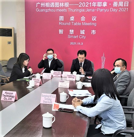 Attends the Round Table Meeting-Guangzhou 6
