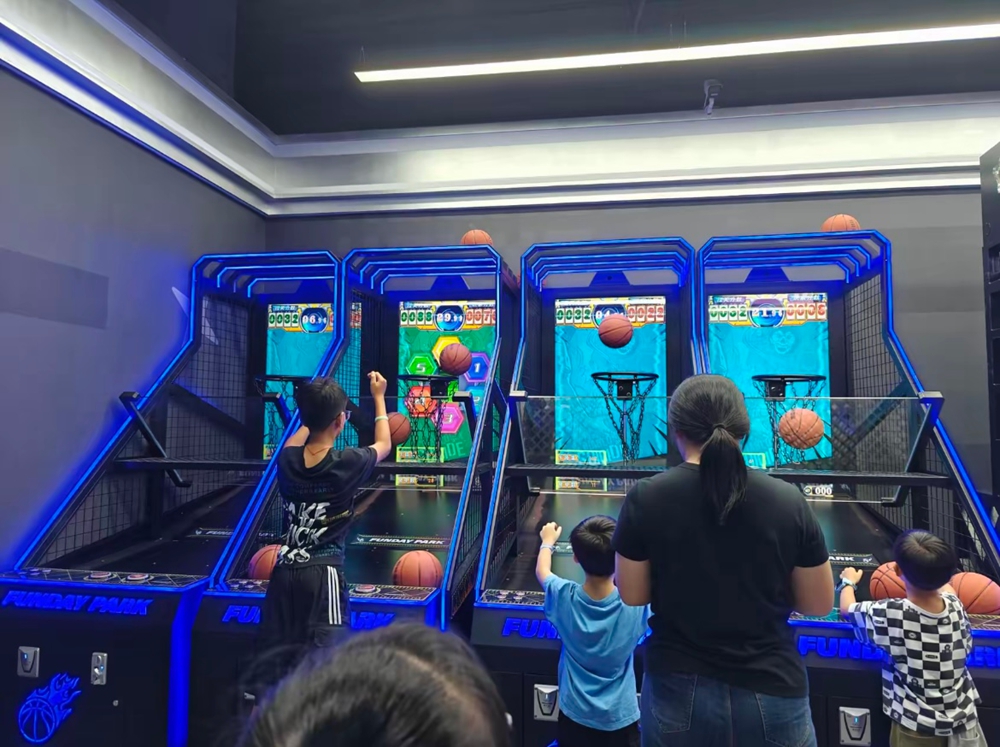 Basketball Shooting Machine