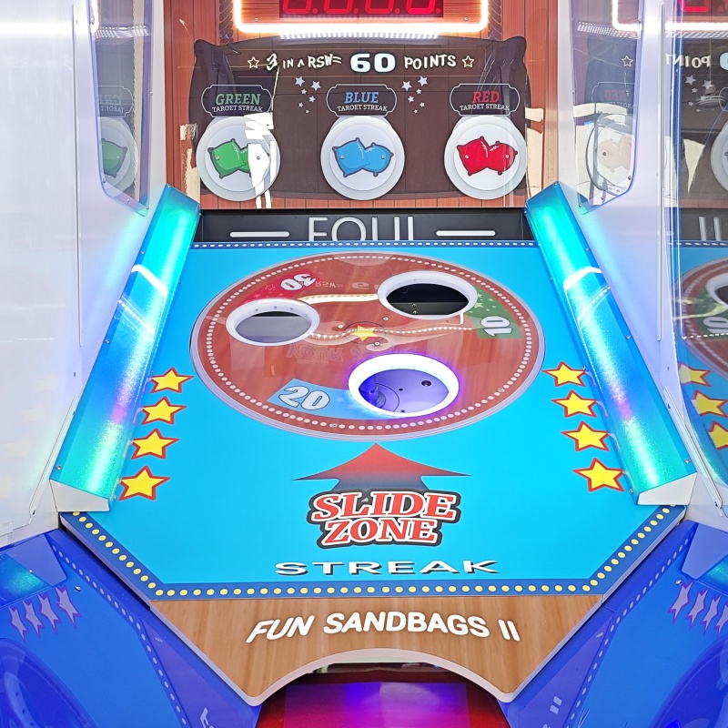 carnival throwing game