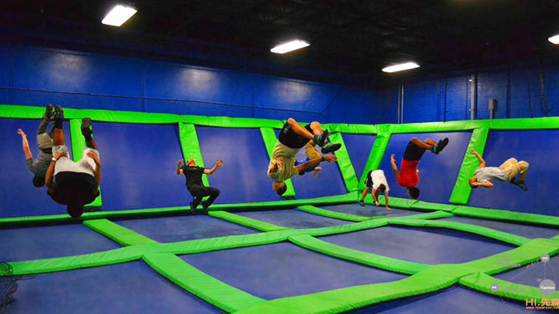 indoor trampoline park - MARWEY
