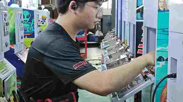 producent mini maszyn chwytakowych - MARWEY