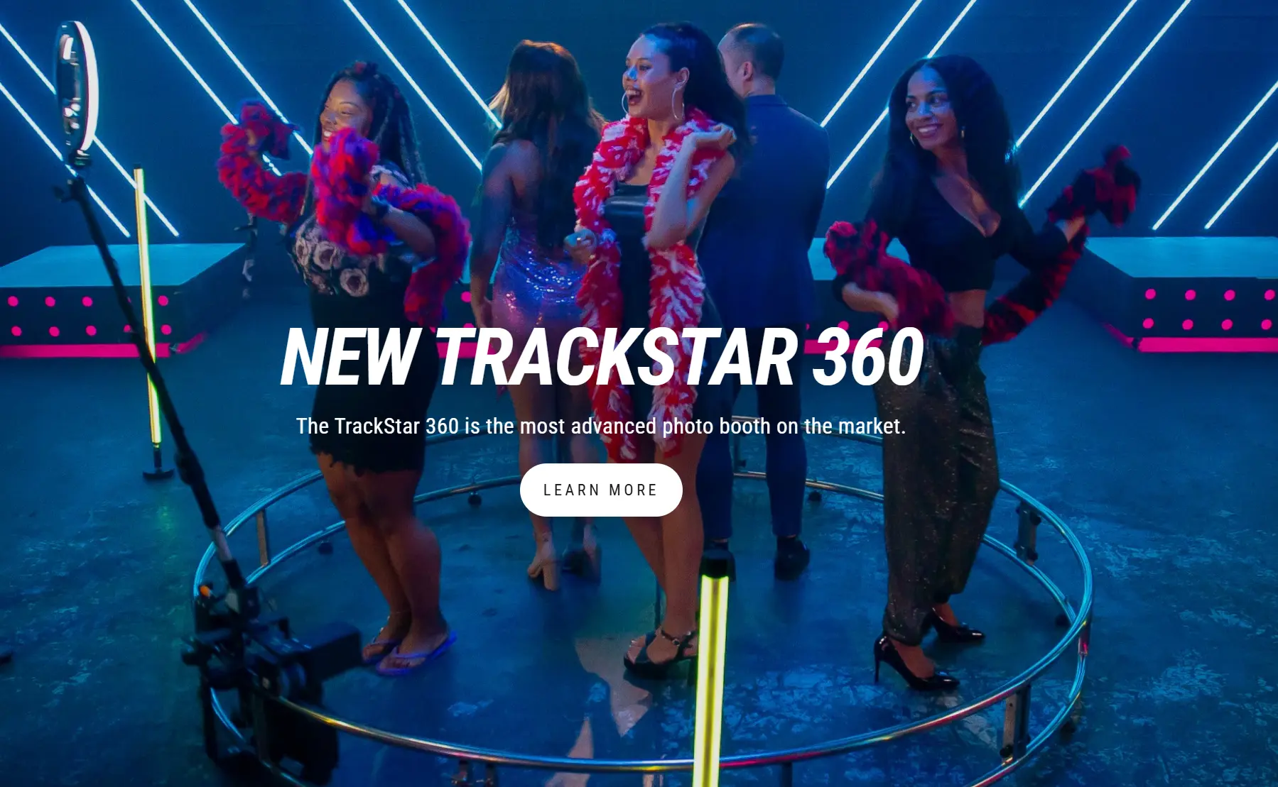 RevoSpin photo booth machine manufacturer