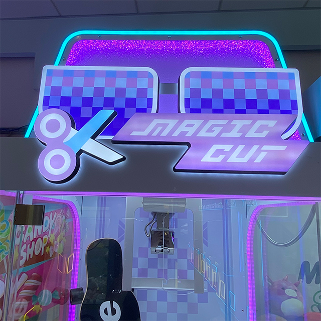 scissors prize machine