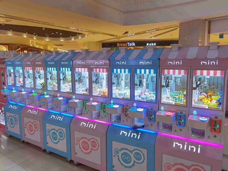 The-Ultimate-Guide-to-Claw-Machines:-Unlocking-the-Excitement-of-Arcade-Entertainment - MARWEY The Ultimate Guide to Claw Machines: Unlocking the Excitement of Arcade Entertainment - MARWEY
