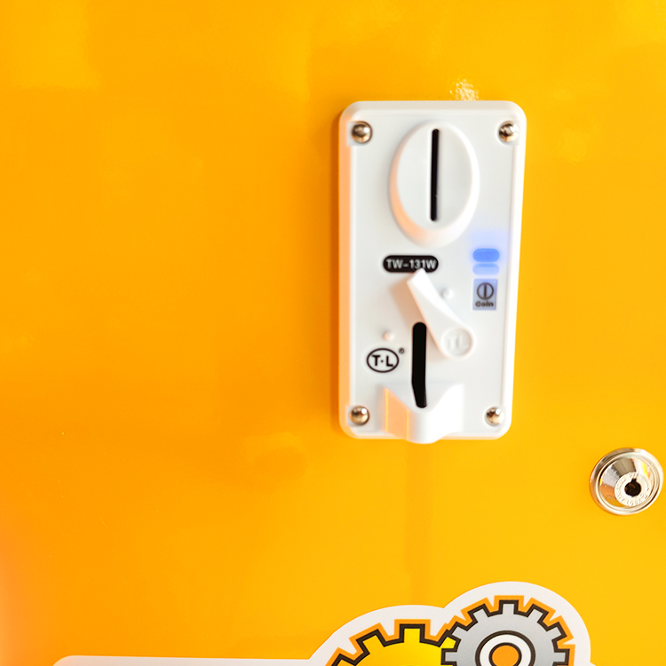 toy capsule machine