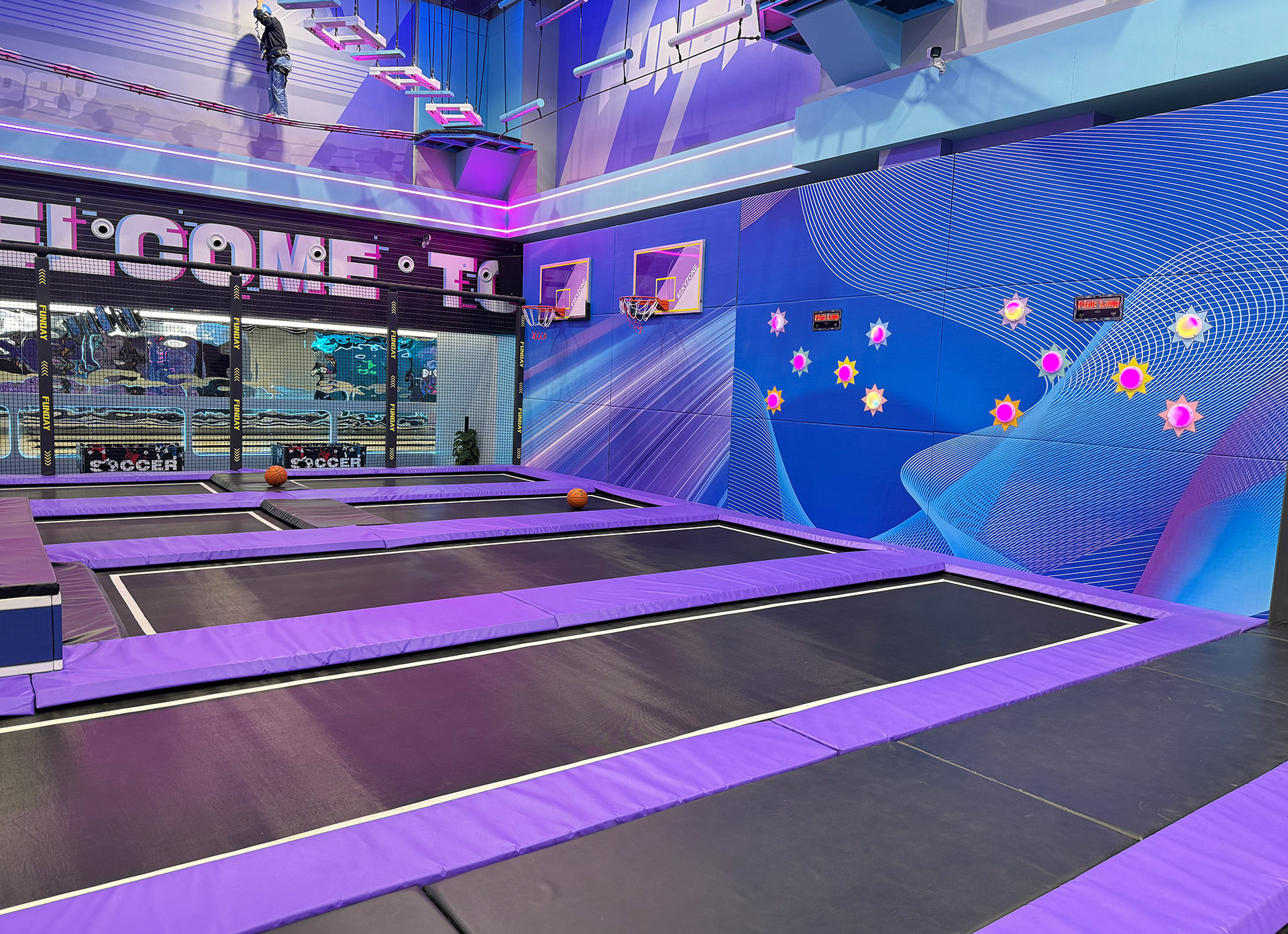 Trampoline