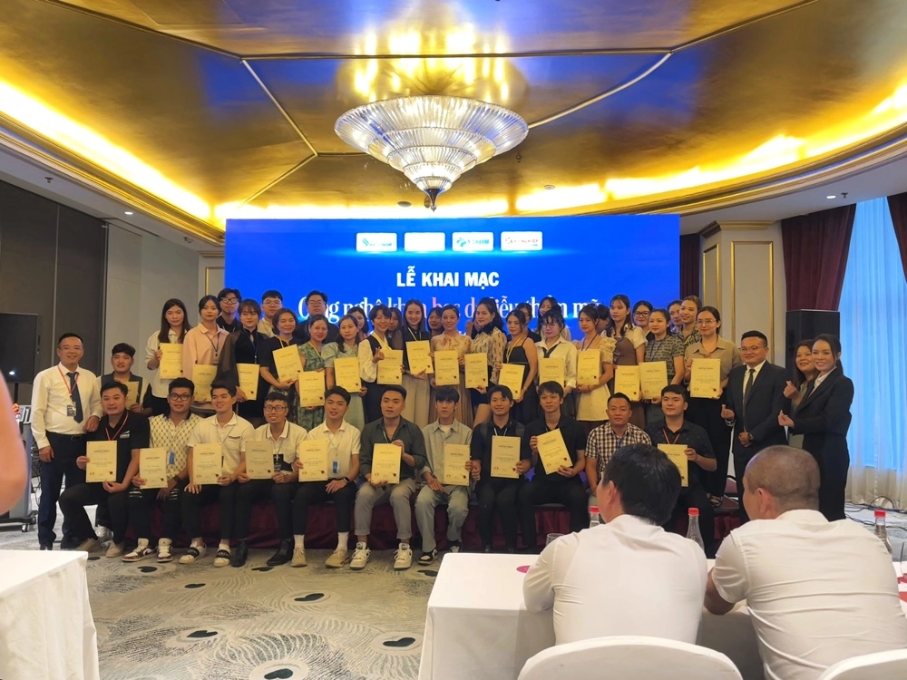 Beitrittsfall des vietnamesischen Agenten Zusammenschluss des Falles des vietnamesischen Agenten