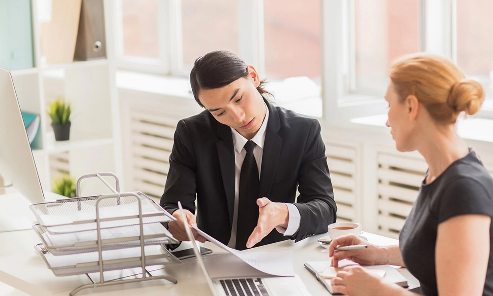 business-team-analyzing-work-results_1098-12706 business-team-analyzing-work-results_1098-12706