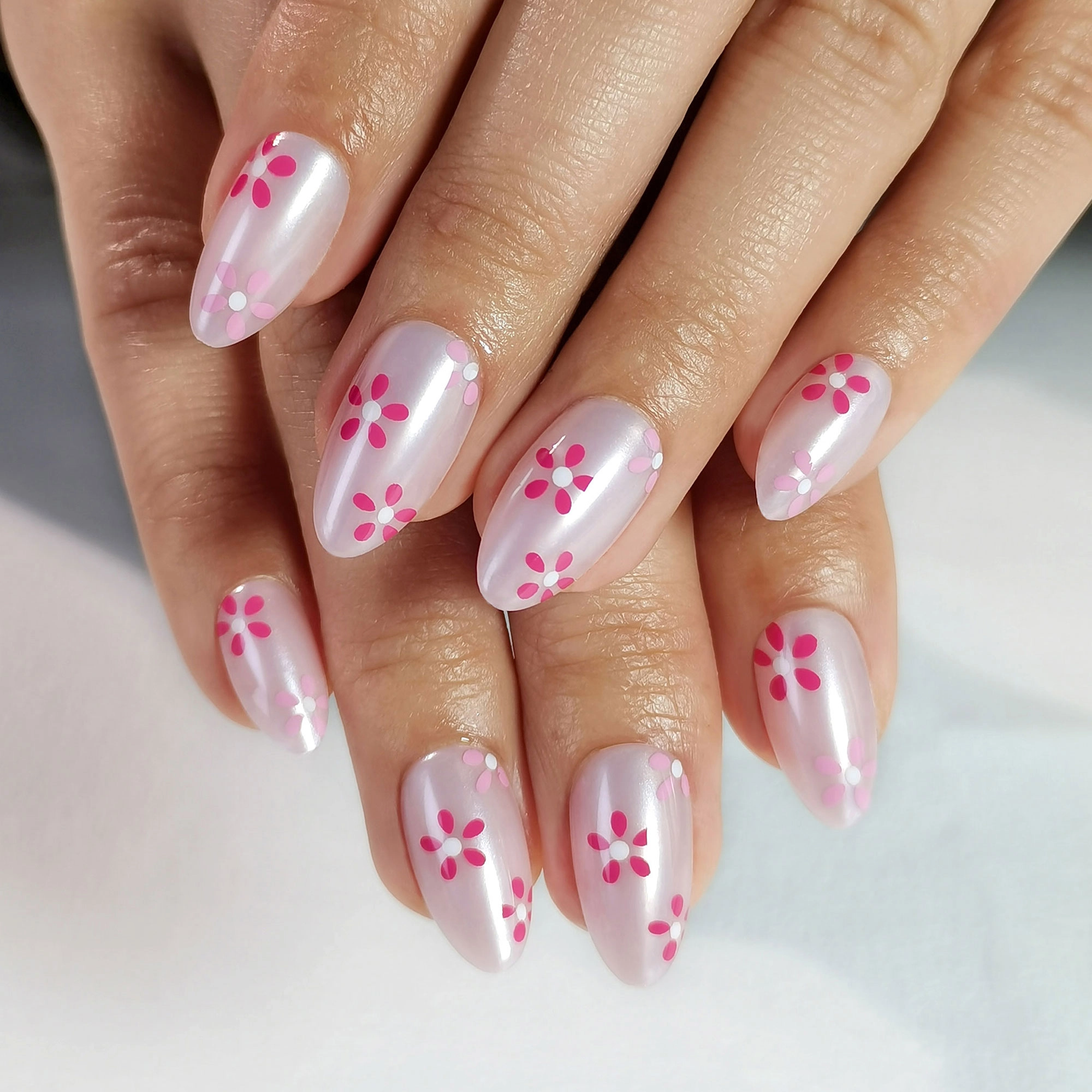 nail tip manufacturers