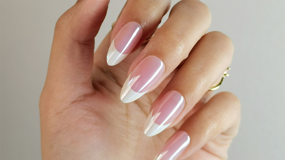 almond nails designs