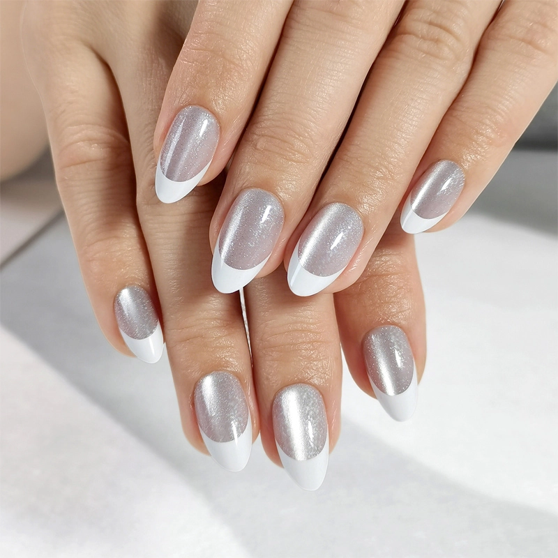 cat eye almond nails