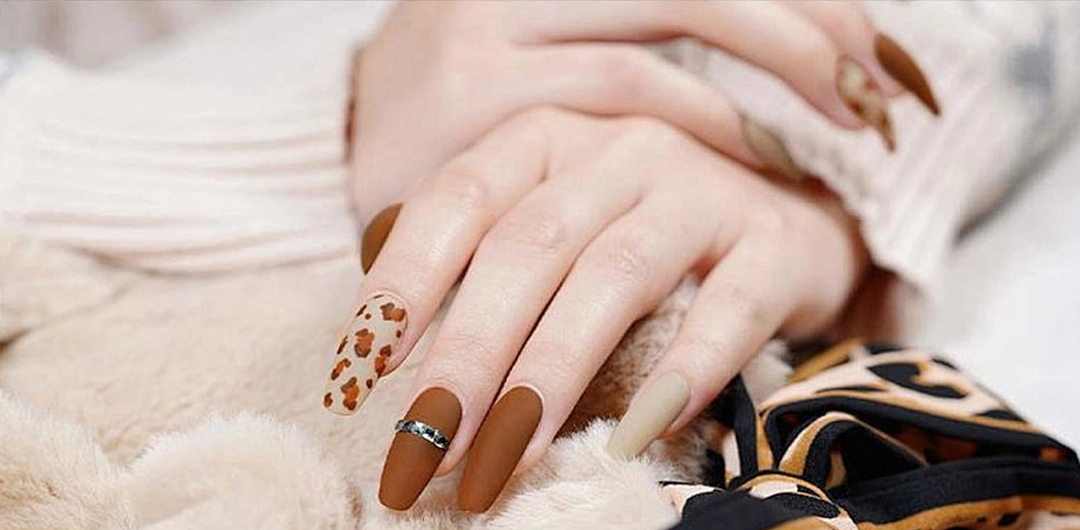 drak-brown-press-on-nails drak brown press on nails