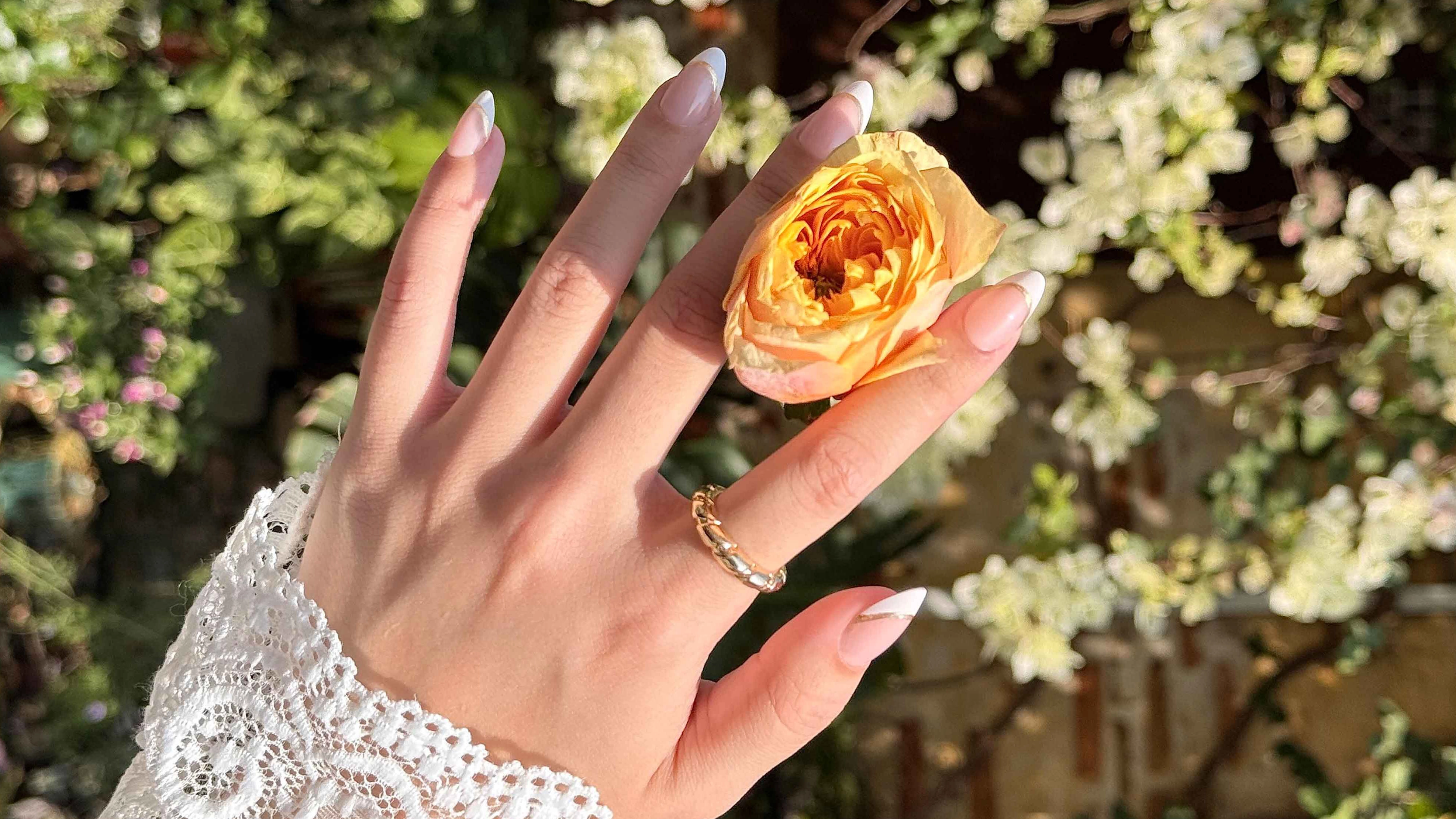stick on nails