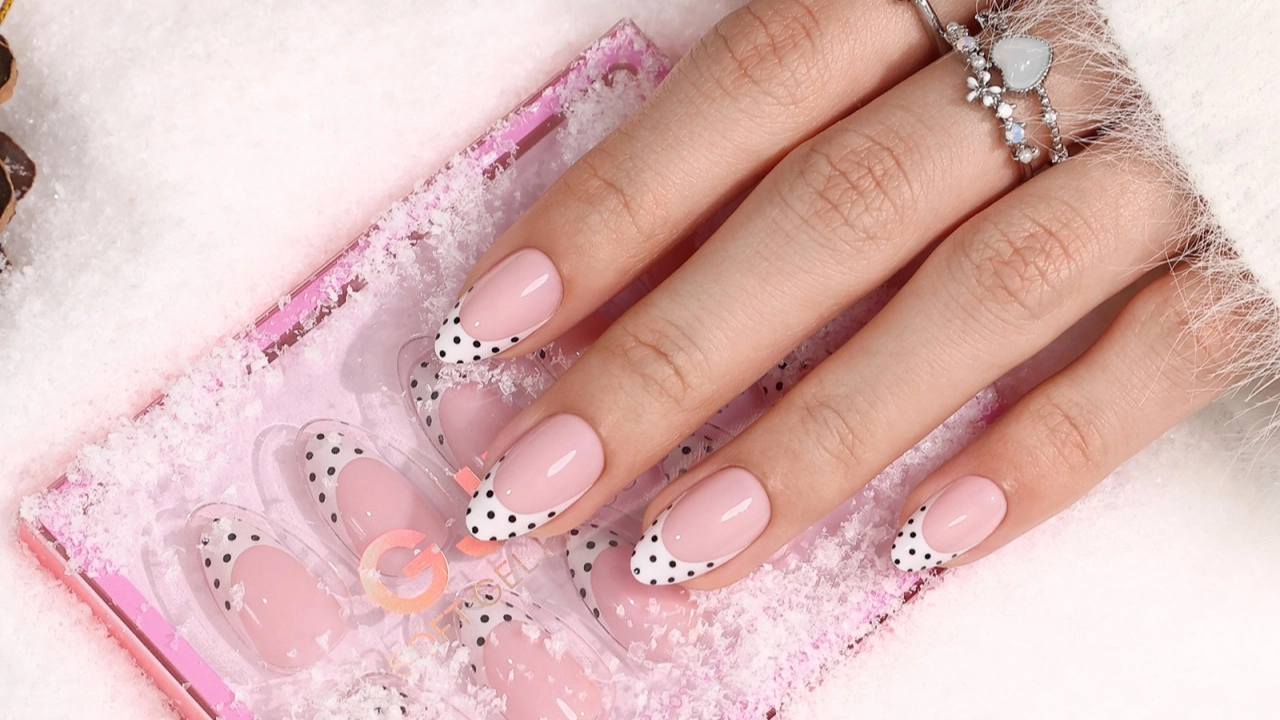 white french nails